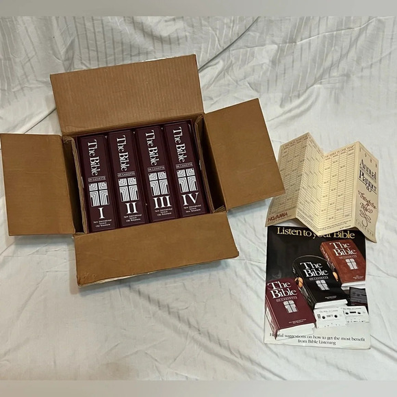 The Bible On Cassette New International Version Old Testament - Picture 10 of 16